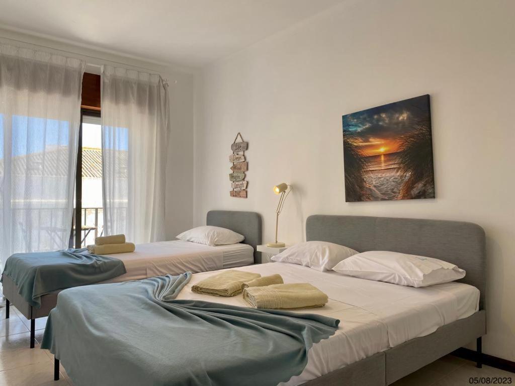 Blife Julya Private Rooms Distretto di Distretto di Faro Esterno foto