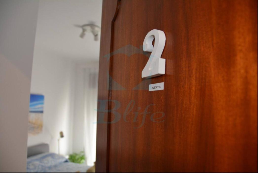 Blife Julya Private Rooms Distretto di Distretto di Faro Esterno foto